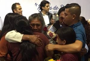 Familias de Puebla se reencuentran en EU después de 20 años