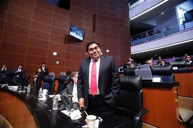 Barbosa anuncia apoyo a candidatura de AMLO en 2018; PRD Puebla se suma