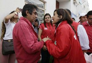 Blanca Alcalá se reúne con vecinos de Villa Frontera