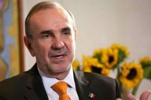 México cambia embajador en EU para enfrentar a Donald Trump