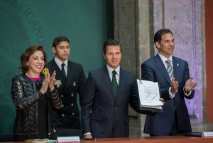 México revalidará los estudios de los “dreamers” deportados