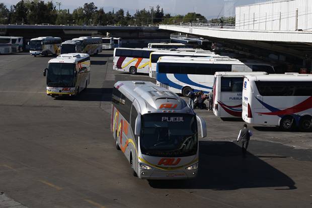 Por gasolinazo suben los precios de autobuses foráneos