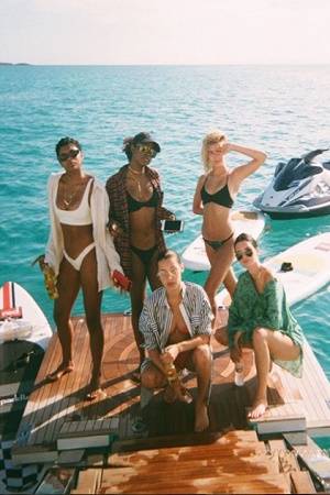 Kendall Jenner y Bella Hadid disfrutaron de la playa