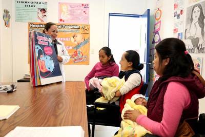 Lactario Móvil suma a madres donadores de leche humana en Puebla