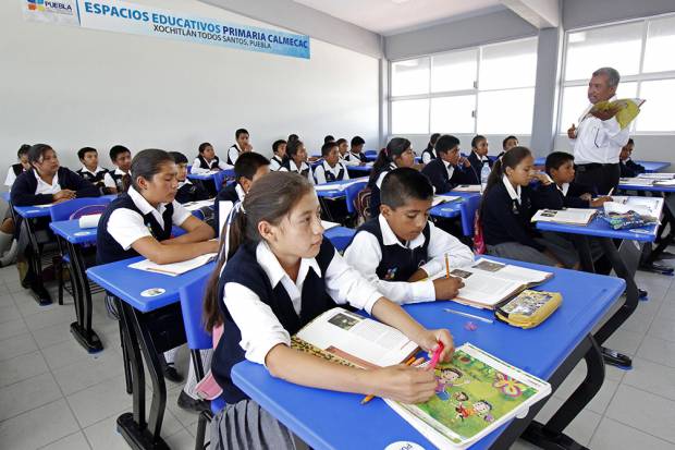 Agua de Puebla cancela deuda histórica de 774 escuelas públicas