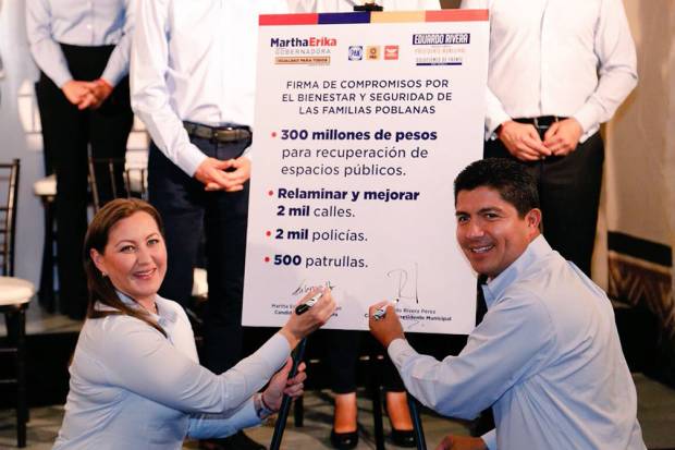 Martha Erika y Eduardo Rivera firman compromisos por la seguridad