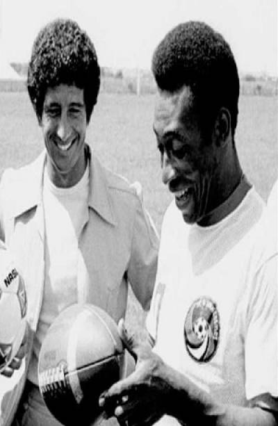 Pelé pudo haber sido pateador de la NFL