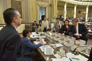 Diputados de Morena promueven Ley de Austeridad para Puebla