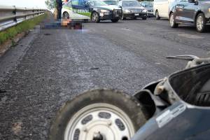 Muere hombre al derrapar su motocicleta en Periférico Ecológico
