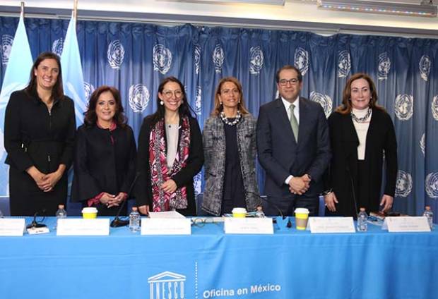 Dinorah López de Gali y la Unesco impulsan igualdad de oportunidades para las niñas en la ciencia