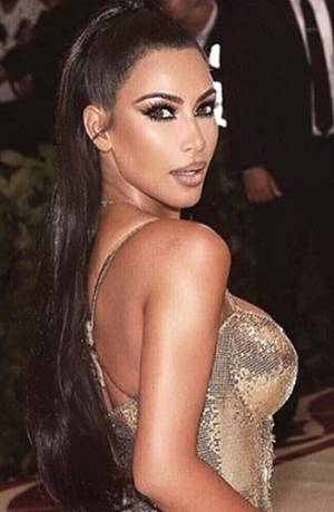 FOTOS: Kim Kardashian retó a Instagram con desnudos