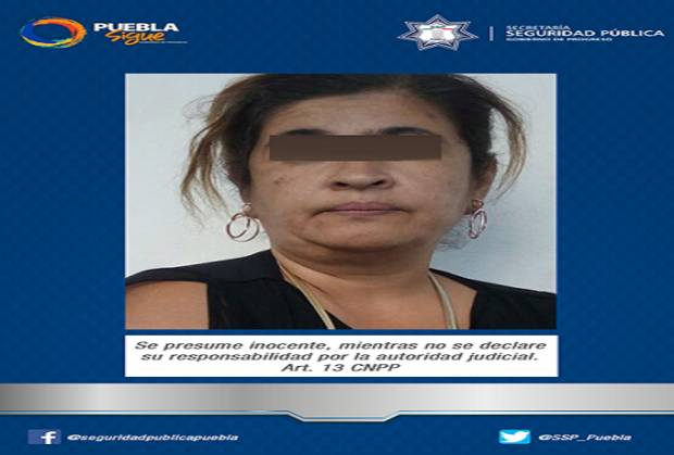 Cayó mujer que estafaba prometiendo plazas laborales en la SEP Puebla