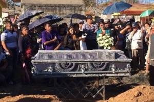 Despiden a Mireya Sarabia, víctima de feminicidio en Acatlán de Osorio