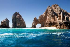 EU lanza alerta de viaje para Los Cabos, Cancún y Playa del Carmen