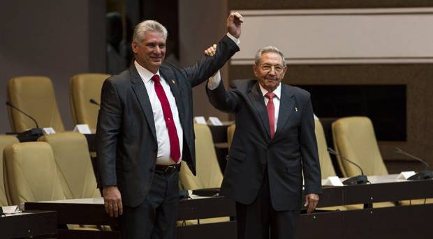 Díaz-Canel sustituye a Raúl Castro en la presidencia de Cuba