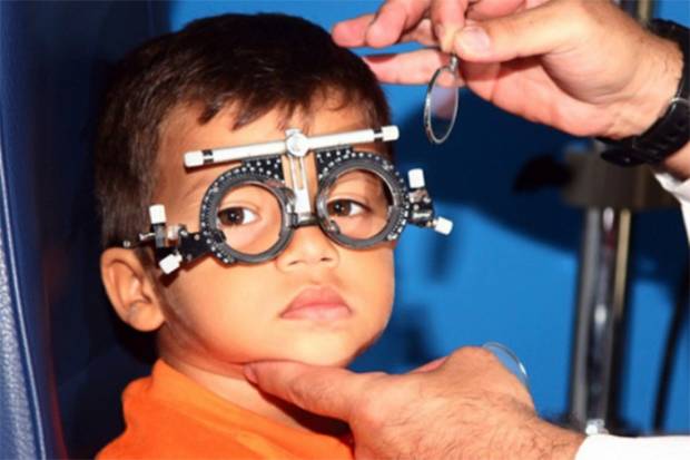 Siete de cada 10 niños padecerán miopía en 2025, alertan