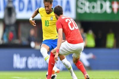 Neymar Jr. igualó récord de goles de Romario con Brasil