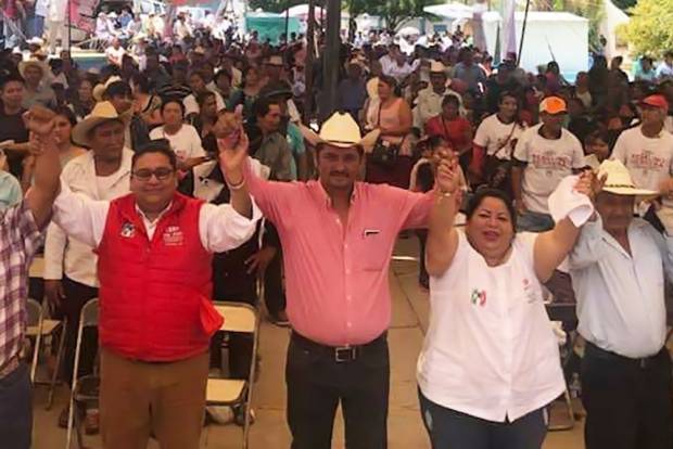 Atacan a balazos a candidato del PRI en Guadalupe Santa Ana, Puebla