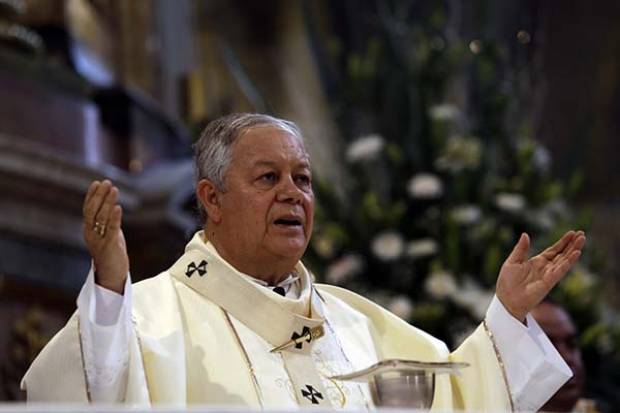 Arzobispo de Puebla pide que se consulte a expertos para proyectos importantes del país