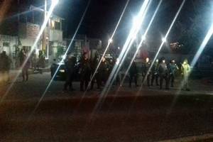 Un muerto y dos heridos por enfrentamiento entre policías y civiles en Lara Grajales