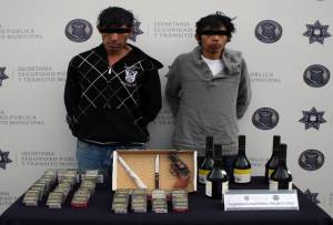 Cayeron tres asaltantes de comercios en Puebla
