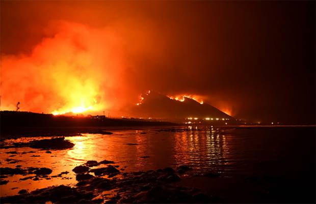 Destrucción en California por incendios forestales fuera de control