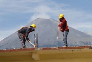 Reparación de daños por sismo ayuda a constructoras de Puebla a salir de crisis