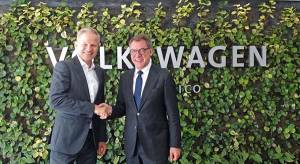 El embajador de Alemania en México visitó la planta de Volkswagen en Puebla