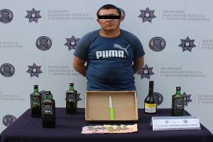 De Cancún a Puebla con alma de ladrón; sujeto detenido por asaltar Oxxo en Amalucan