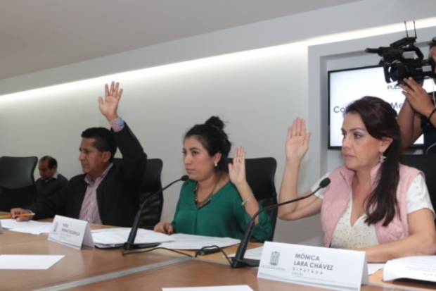 Congreso volverá a fijar cuotas de agua potable en Puebla, aprueban en comisiones