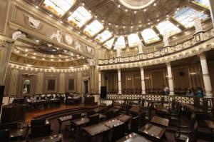 Diputados locales de Puebla bajarían 30% su sueldo