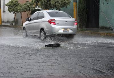 Drenaje de Puebla no está capacitado para recibir el volumen de precipitaciones pluviales