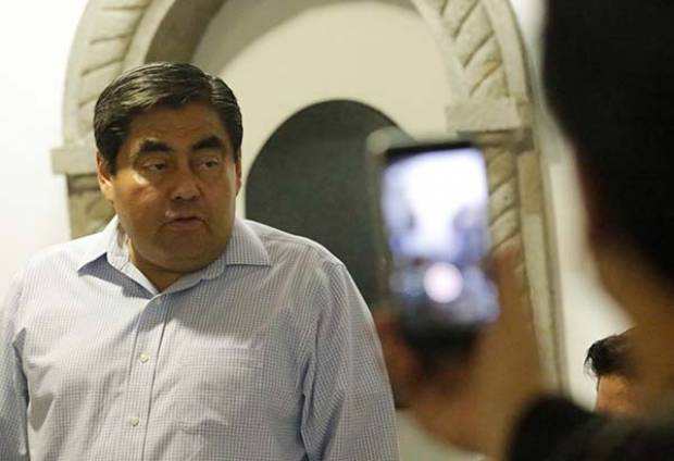 Miguel Barbosa rechaza que Morena Puebla le esté aplicando &quot;ley mordaza&quot;