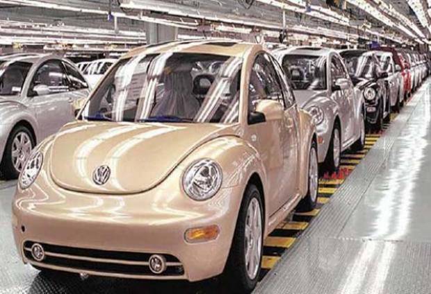 Bajan 6% las ventas de automóviles Volkswagen en 2017: AMIA