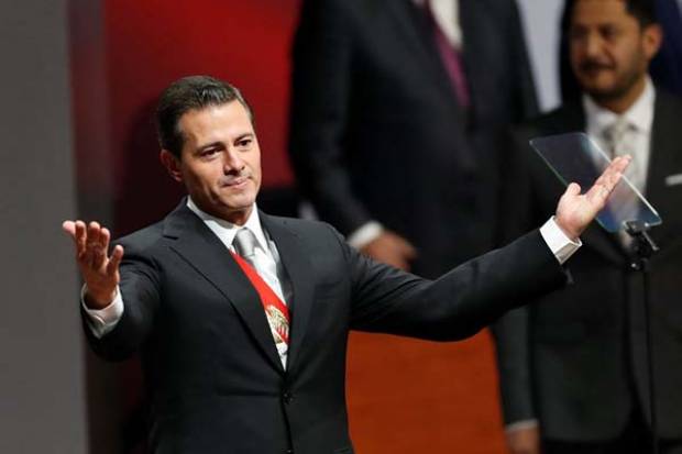 Dejo a AMLO un país estable y con finanzas sanas, afirma Peña Nieto en su VI informe