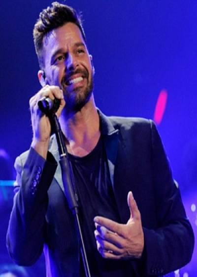 Ricky Martin pospuso concierto en el zócalo de la CDMX por sismo