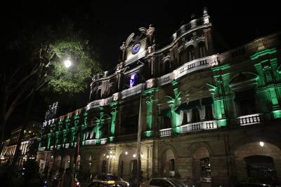 FOTOS: Puebla se ilumina de verde en apoyo al Acuerdo de París