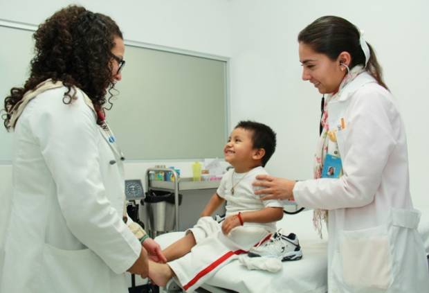 12 Unidades Médicas de Puebla reciben acreditación en calidad