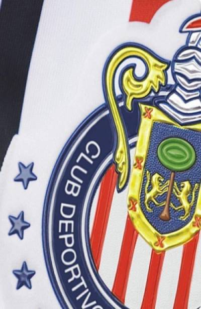 Chivas presentó uniforme para el Mundial de Clubes