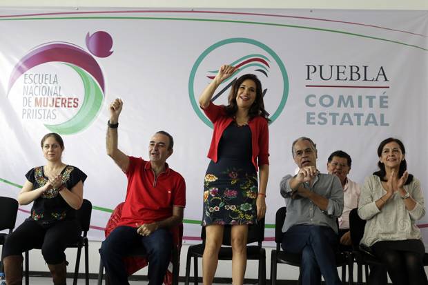 Priistas critícan destape adelantado de Juan Carlos Lastiri en Puebla