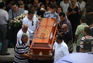 Gritos de justicia en el último adiós a Mara Castilla en Xalapa, Veracruz