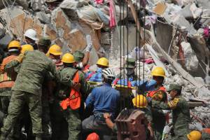 225 muertos en México tras sismo de 7.1 grados; 43 son de Puebla