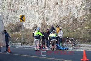 Ciclista peregrino murió arrollado en la carretera federal México-Puebla