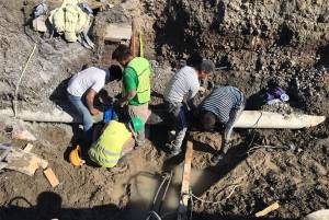 Constructora daña tubería y deja sin agua a 26 colonias de Puebla