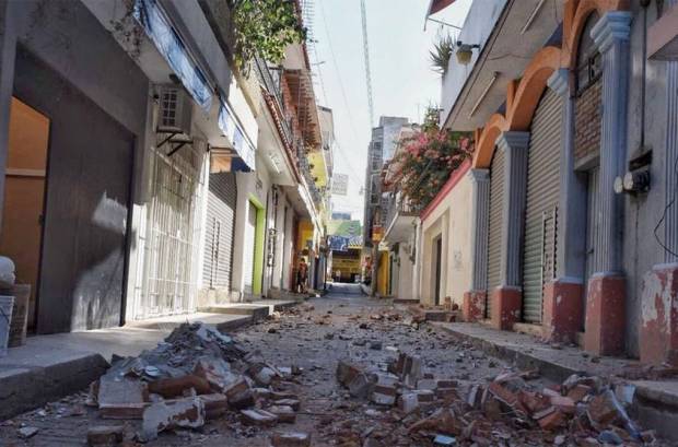 Sismo deja daños en 4 mil viviendas, 80 escuelas y 5 hospitales de Oaxaca