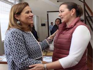 Martha Erika Alonso recibe a Margarita Zavala en el CDE del PAN