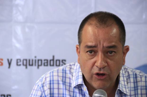 Claudia Rivera plagia propuestas, acusa Pablo Montiel