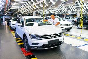 Volkswagen de México redujo 11.5% producción de autos en los primeros siete meses del año