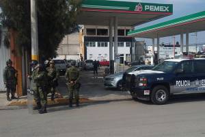 Gasolineras clausuradas en Puebla funcionaban con prestanombres: Lozano