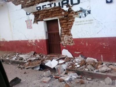 Instalación del Comité Nacional de Emergencias, instruye EPN tras sismo
